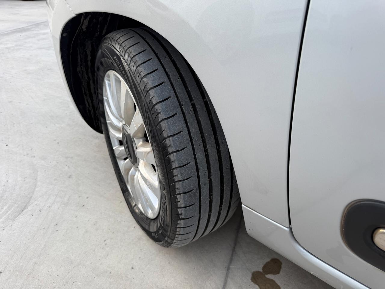 FIAT 500L 2015 1.3 MULTIJET 85 CV *TAGLIANDATA