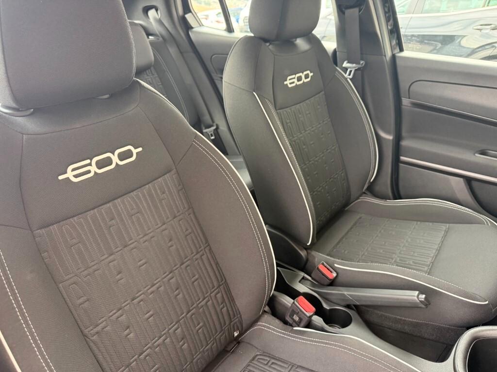 Fiat 600 1.2 Hybrid 100cv Auto