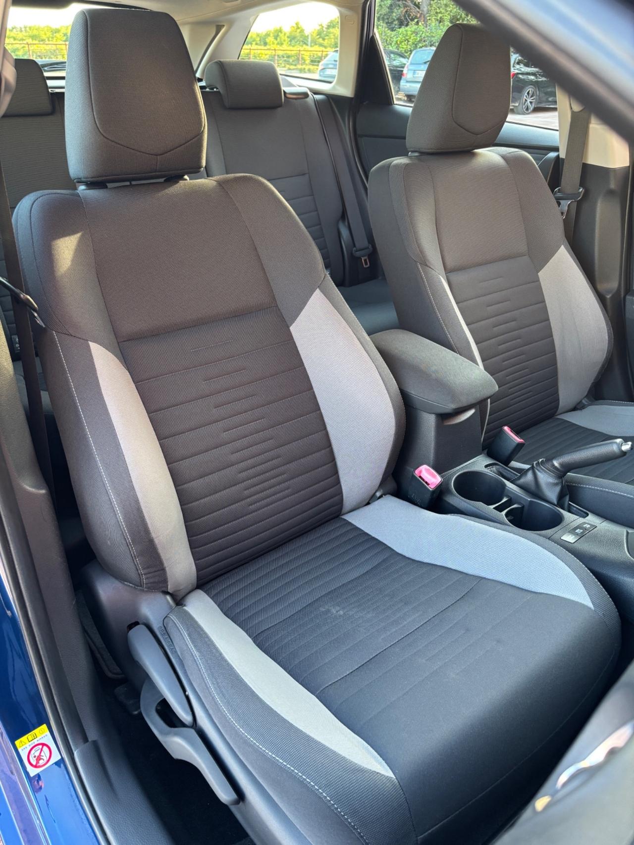 Toyota Auris Touring Sports 1.8 Hybrid Active