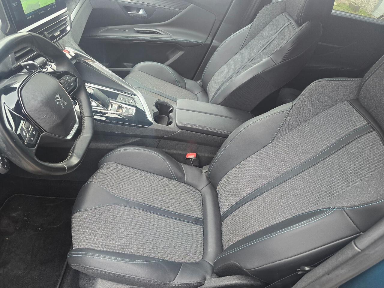 Peugeot 5008 BlueHDi 130 S&S EAT8 Allure