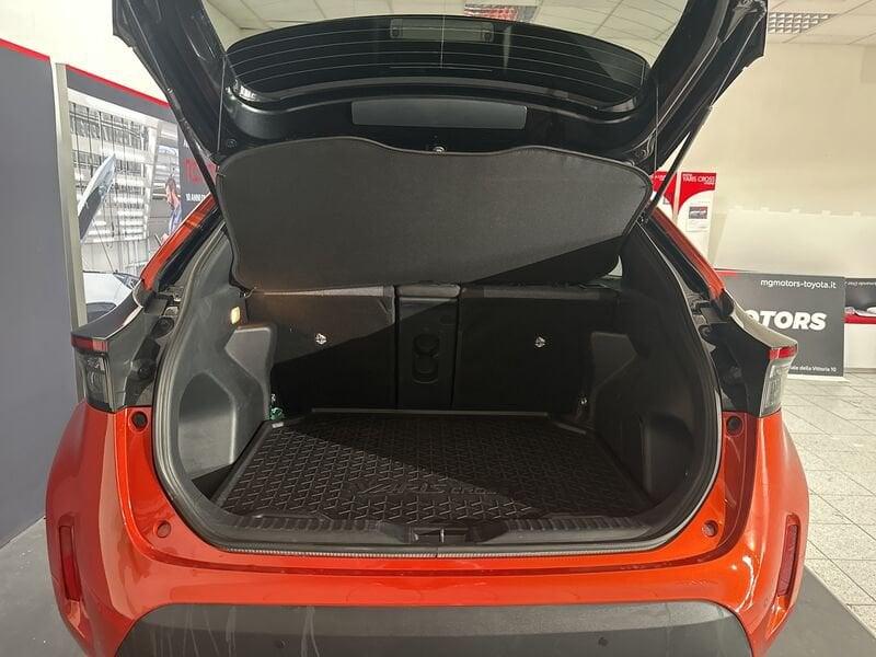 Toyota Yaris Cross Yaris Cross 1.5 Hybrid 5p. E-CVT Orange Edition