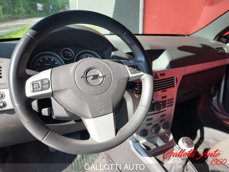 Opel Astra TwinTop 1.6 16V VVT