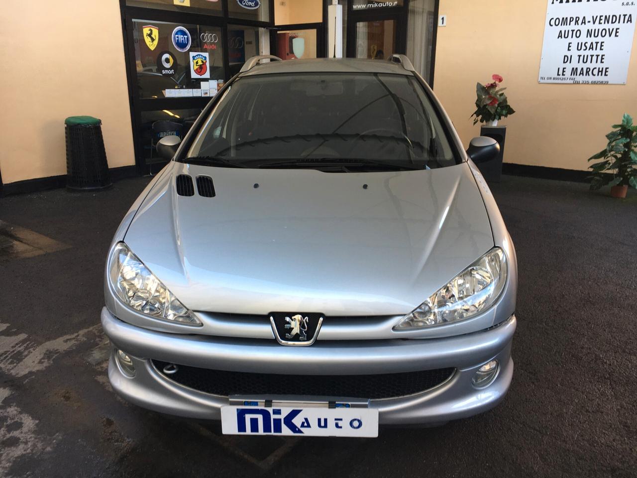 Peugeot 206 1.4 16V SW Quiksilver