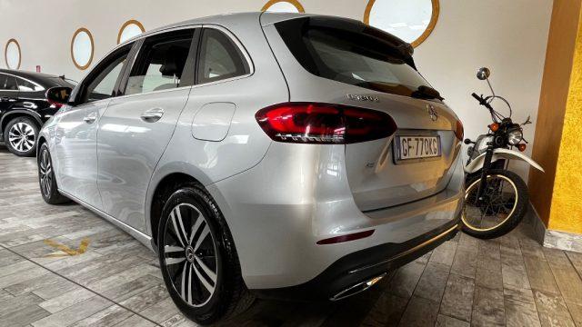 MERCEDES-BENZ B 180 d Premium