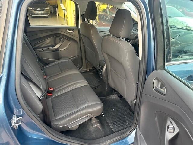 Ford Kuga 1.5 TDCI 120 CV S&S 2WD ST-Line