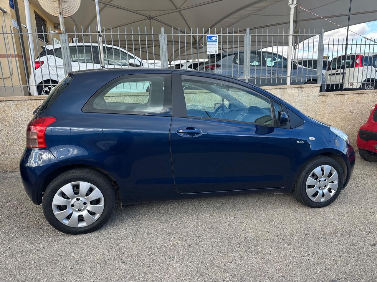 Toyota Yaris 1.4 D-4D 3 porte Sol