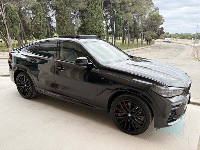 BMW X6 xDrive30d 48V Msport TETTO PAN-CERCHI 22''.