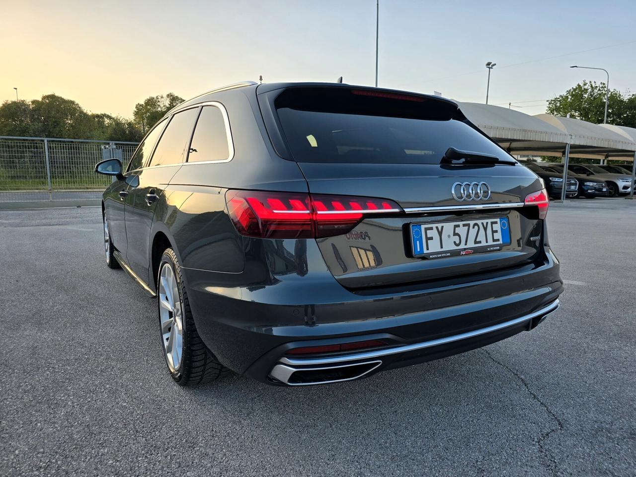 Audi A4 Avant 40 2.0 tdi Business Advanced quattro 190cv s-tronic