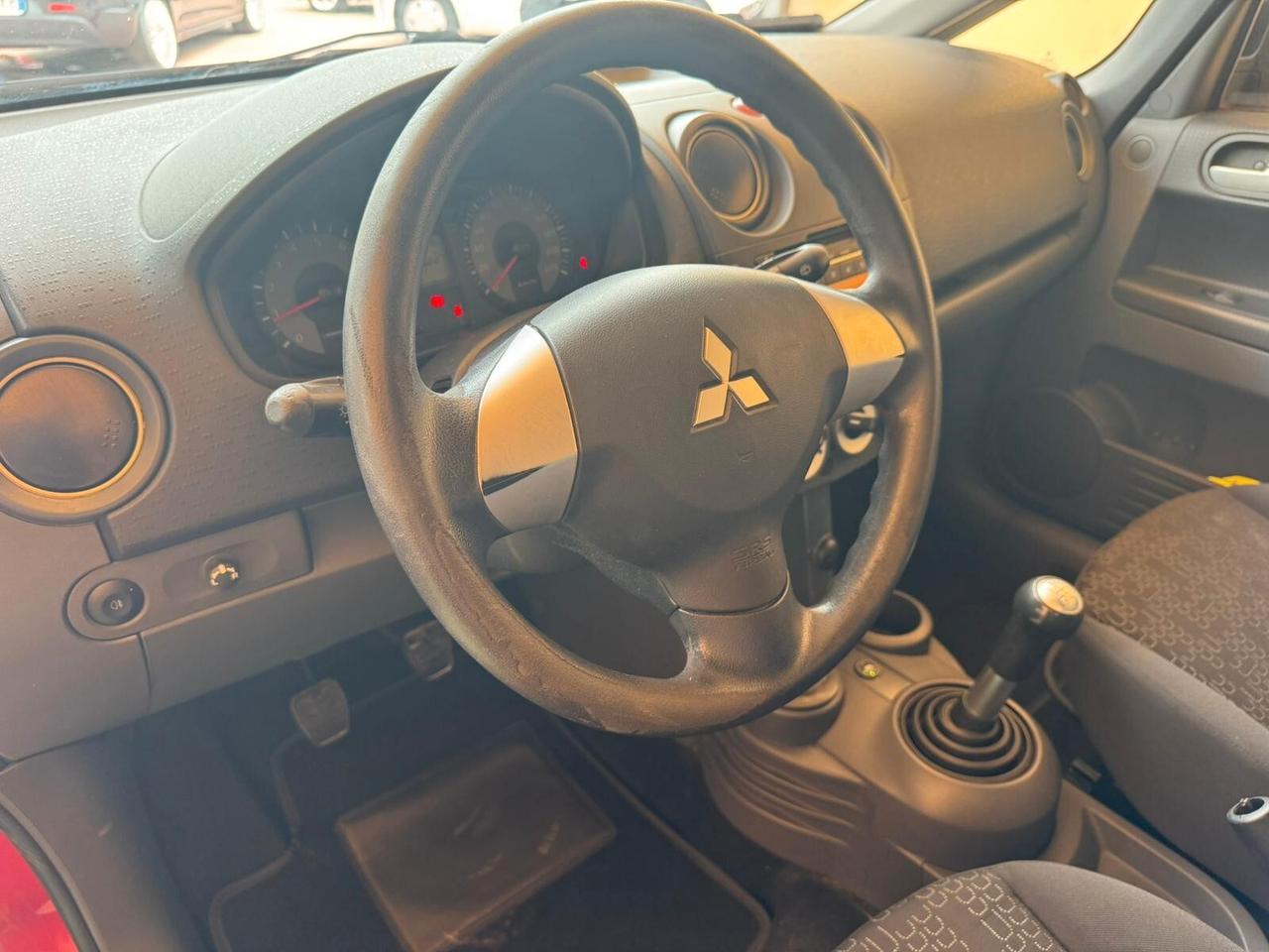 Mitsubishi Colt 1.1 12V 5p. GPL Invite