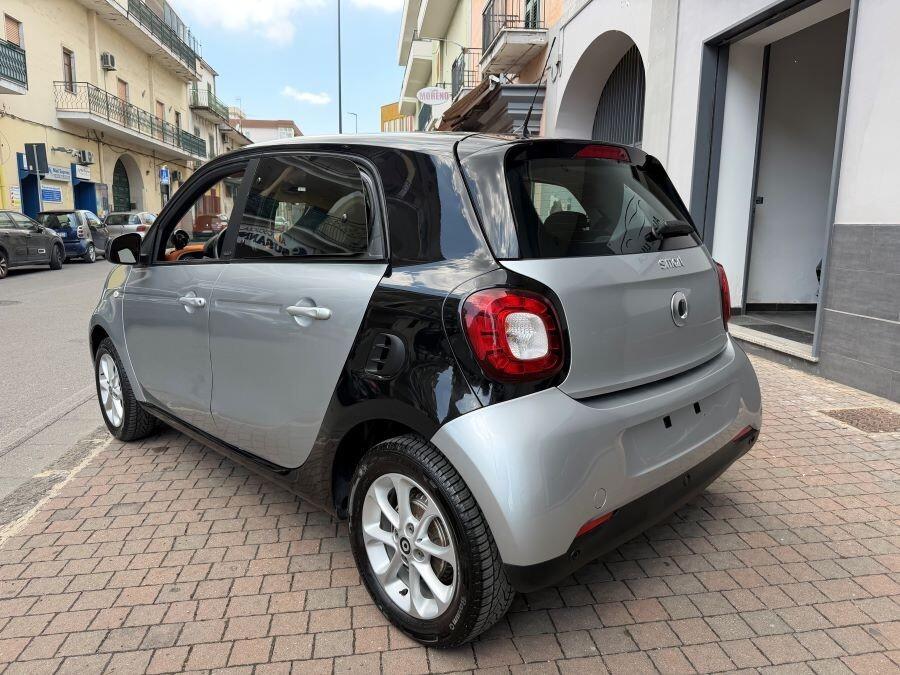smart forfour 1.0 autom passion certificata nuova