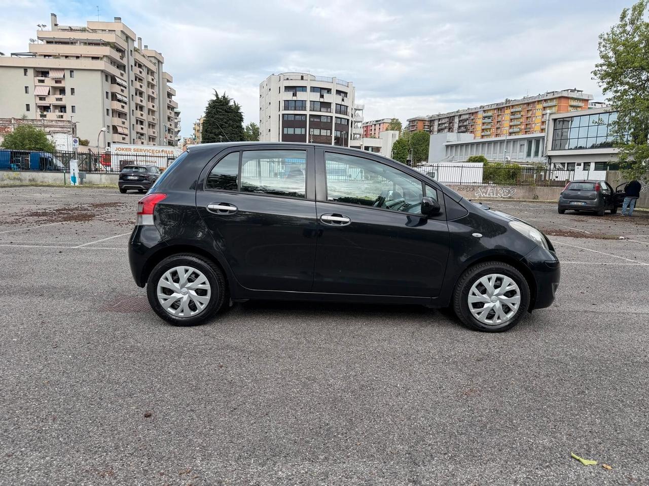 Toyota Yaris 1.3 5 porte Sol