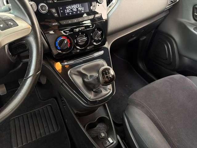 Lancia Ypsilon 1.3 MJT 95 CV 5 porte