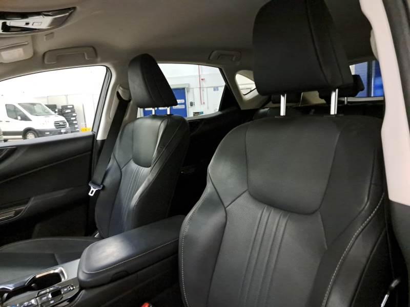 Lexus NX 2.5 Hybrid Premium 4WD e-CVT