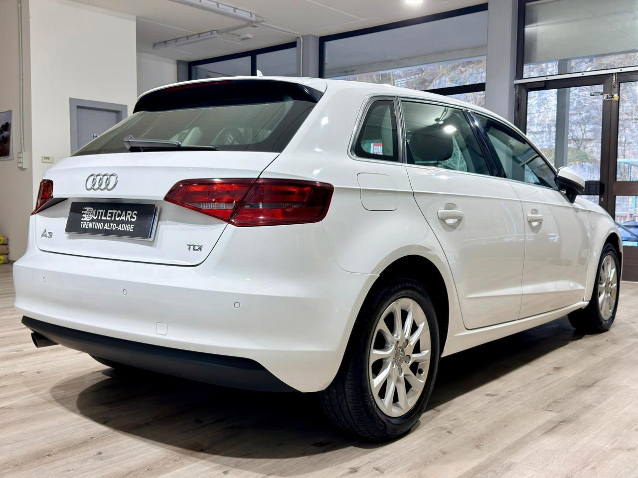 AUDI A3 SPORTBACK 1.6TDI 110CV S-TRONIC