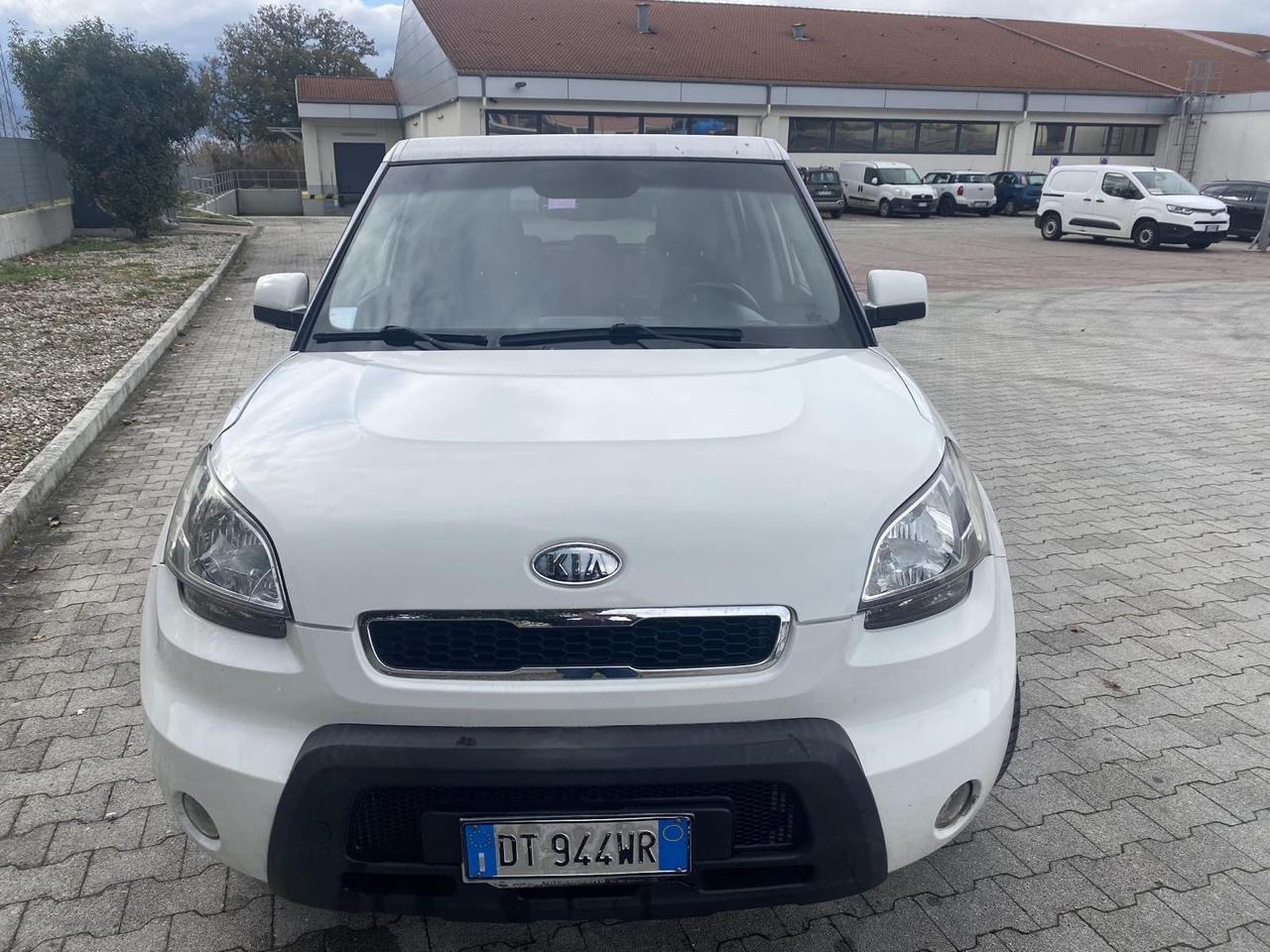 Kia Soul 1.6 CVVT Active Bi-Fuel