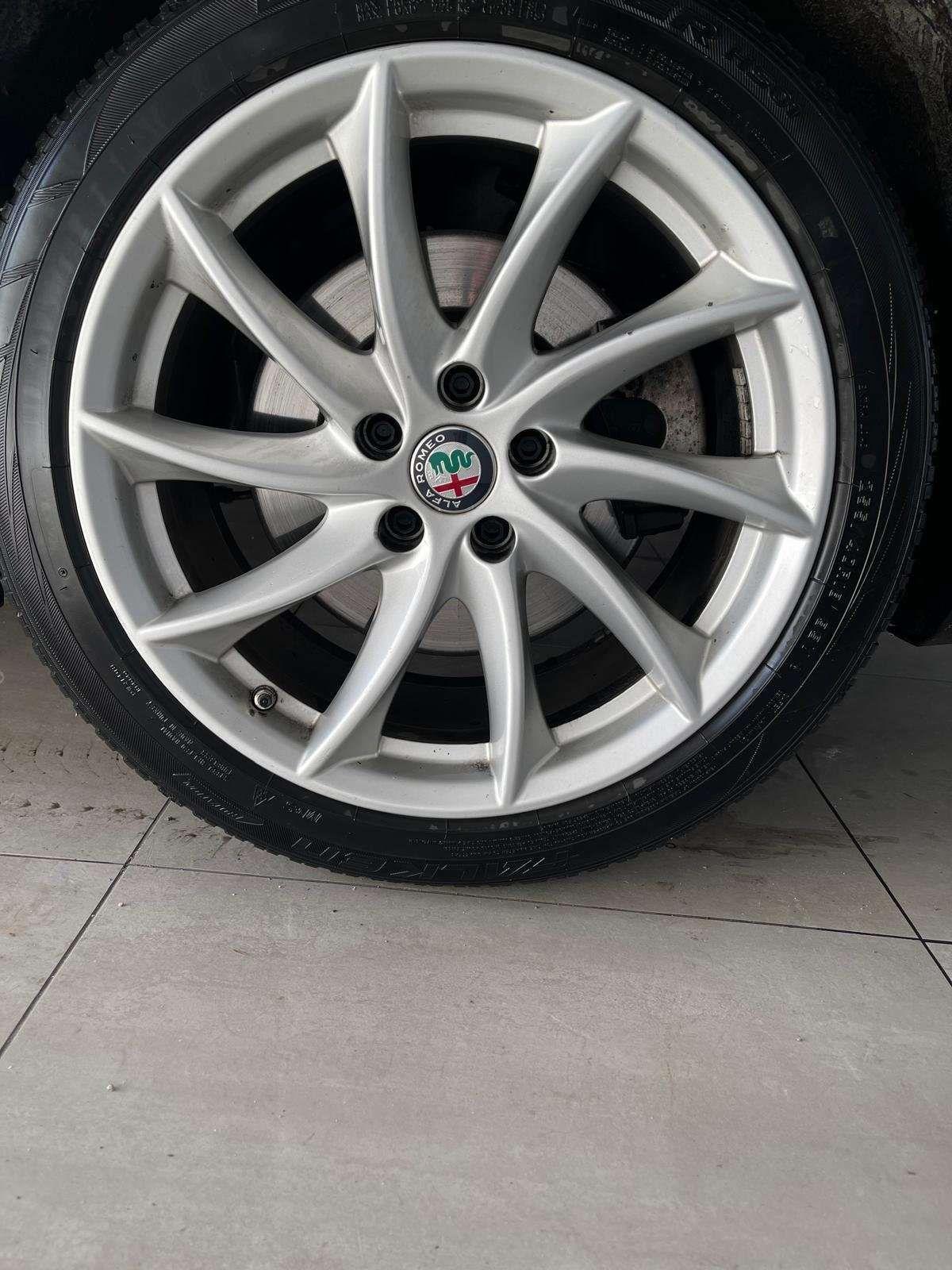 Alfa Romeo Giulia 2.2 t Veloce Q4 190cv awd auto tetto panoramico