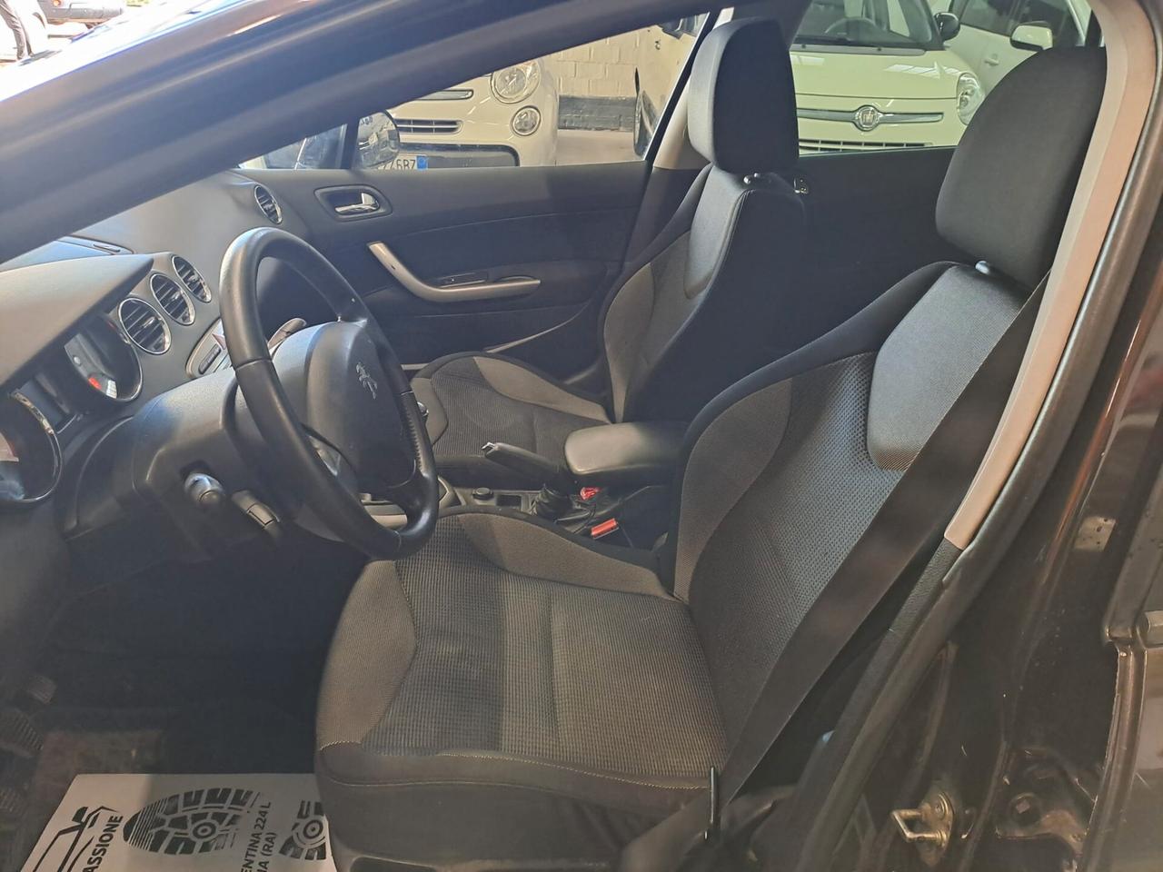 Peugeot 308 1.6 8V e-HDi 112CV Stop&Start SW Active