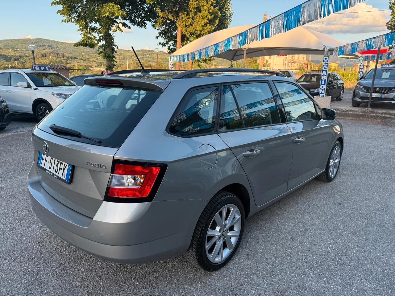 "UNA CHICCA" Skoda Fabia 1.0 MPI Wagon Business