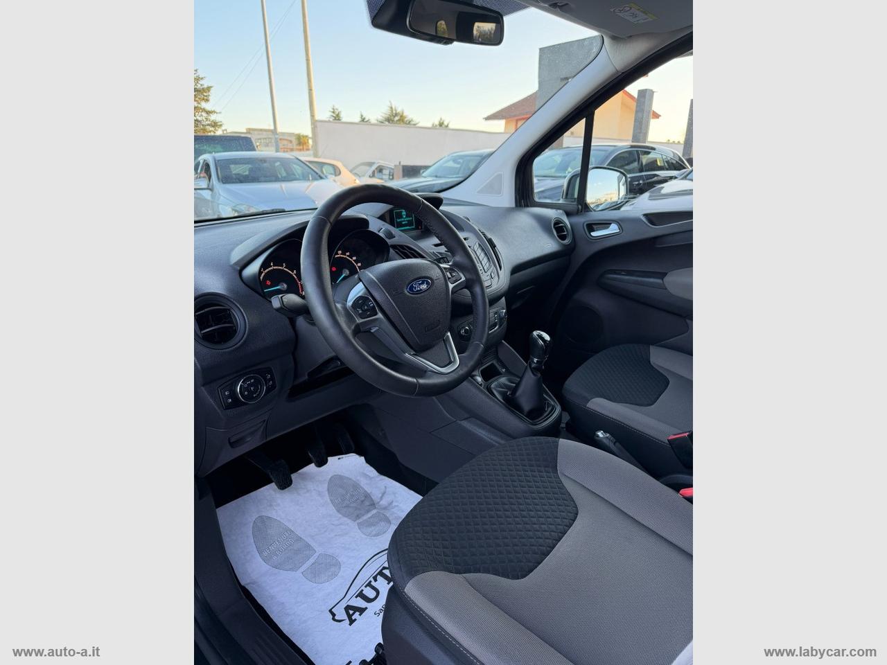 FORD Tourneo Courier 1.0 EcoBoost 100 CV TITANIUM