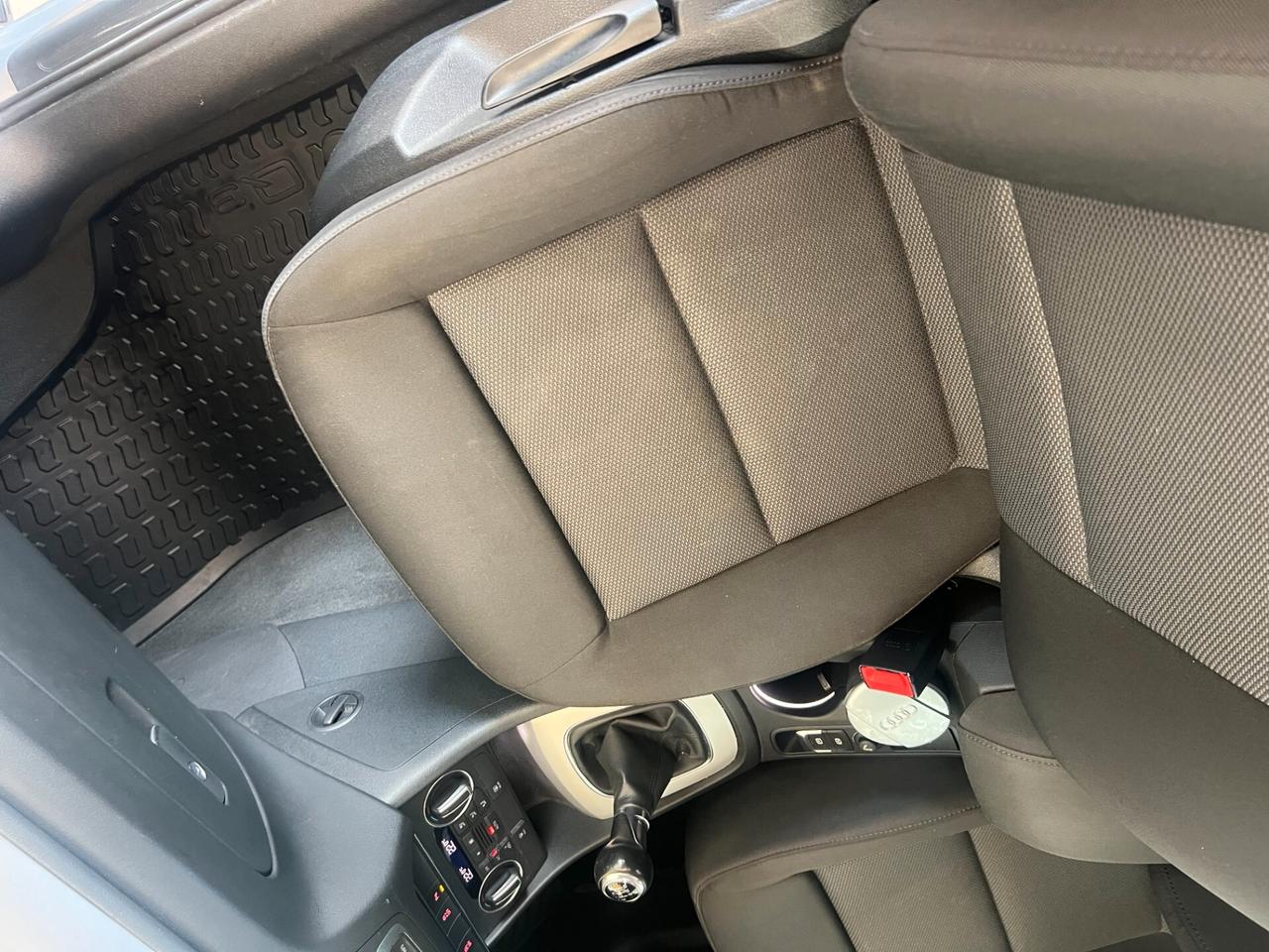 Audi Q3 2.0 TDI 120 CV Business ok neopatentati unico proprietario km 117.590