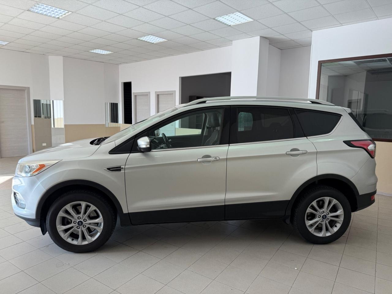 Ford Kuga 1.5 TDCI 120 CV S&S 2WD Titanium