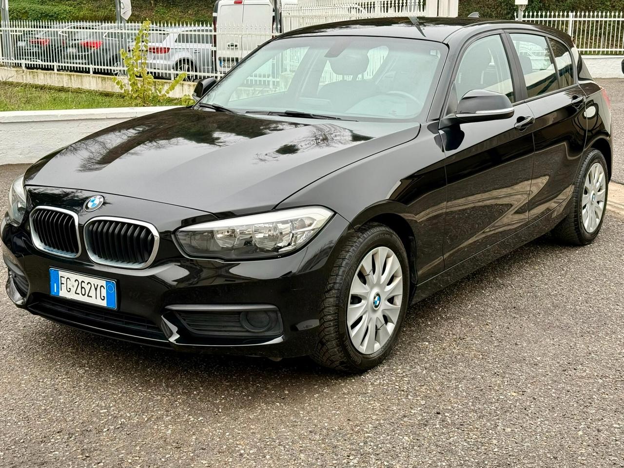 Bmw 116 116d 5p. Automatica Sport