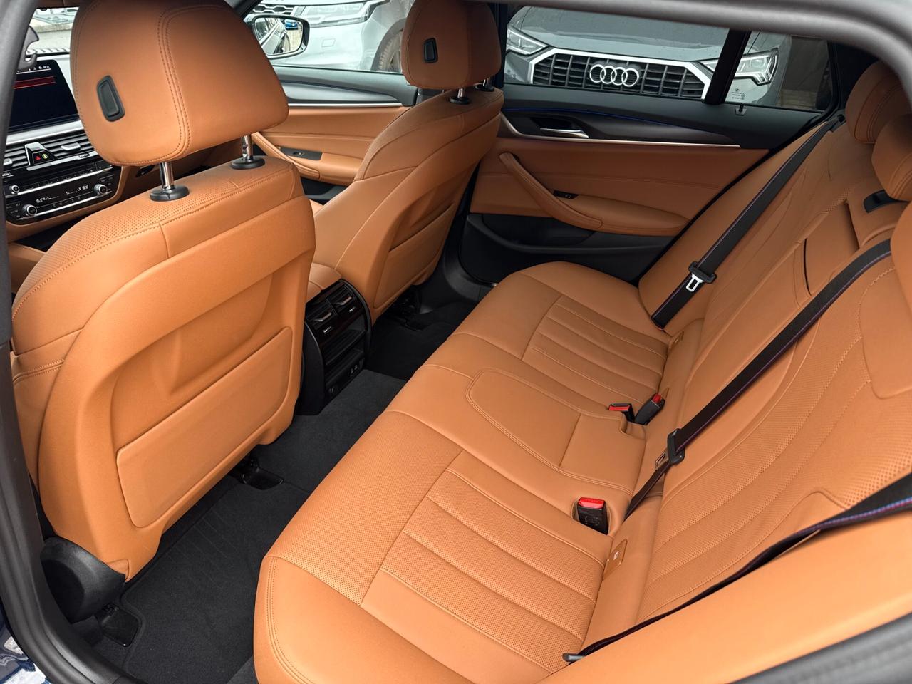 BMW 530 Touring mhev 48V xdrive Msport auto