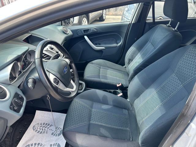 FORD Fiesta 1.4 5 porte Bz.- GPL Titanium