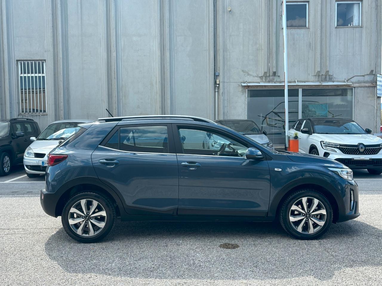 Kia Stonic 1.0 T-GDi 100 CV MHEV iMT Style - NEOPATENTATI
