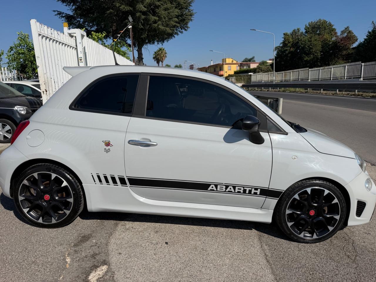 Abarth 595 1.4 Turbo T-Jet 165 CV Turismo