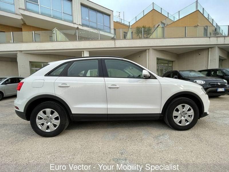 Audi Q3 2.0 TDI 150 CV Sport
