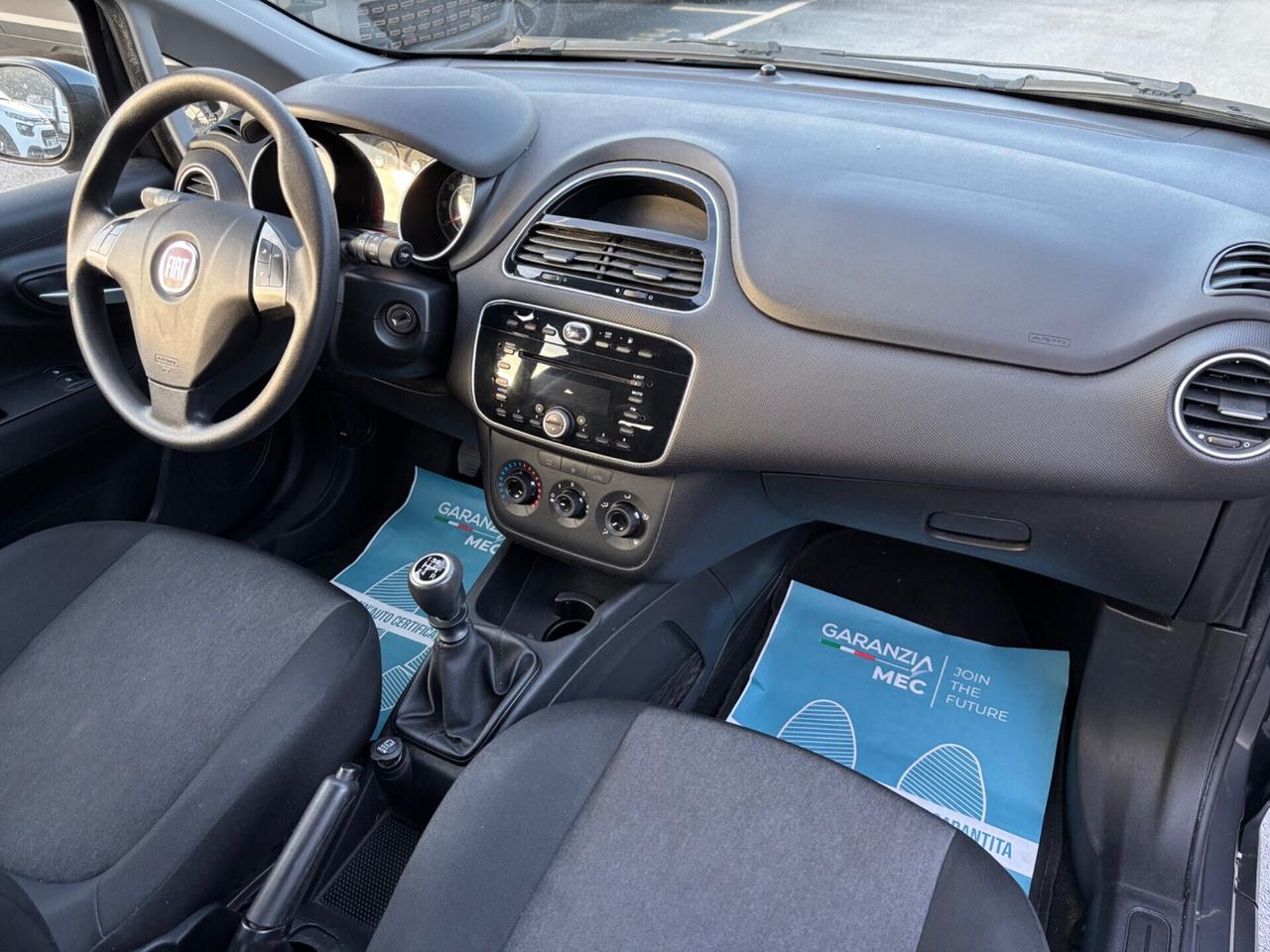 FIAT GRANDE PUNTO 1.4 BENZINA/METANO NEOPATENTATI 5 posti