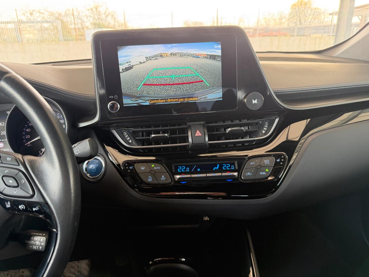 Toyota C-HR 1.8 Hybrid E-CVT