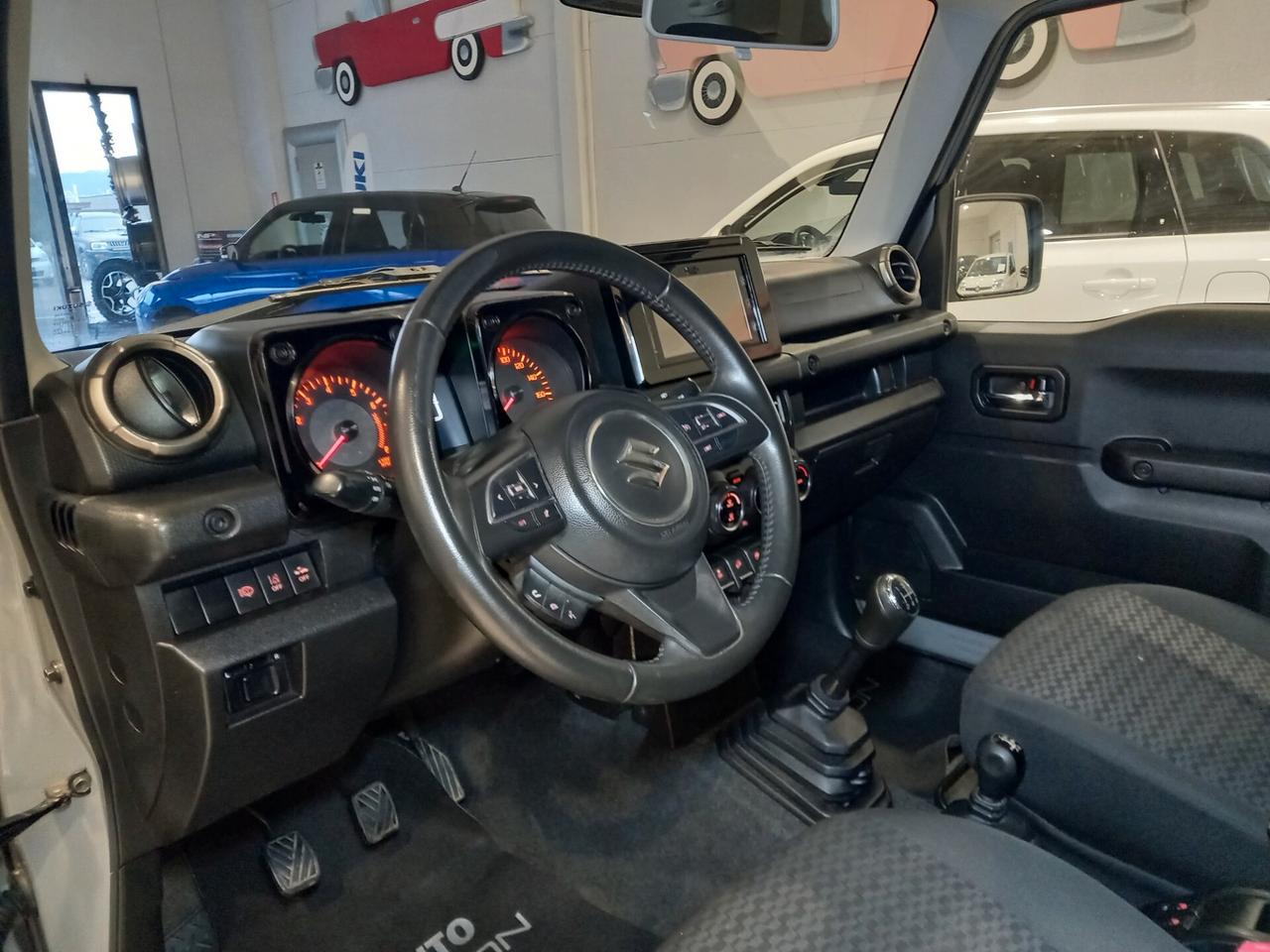 Suzuki Jimny 1.5 5MT Top 65.000 Km