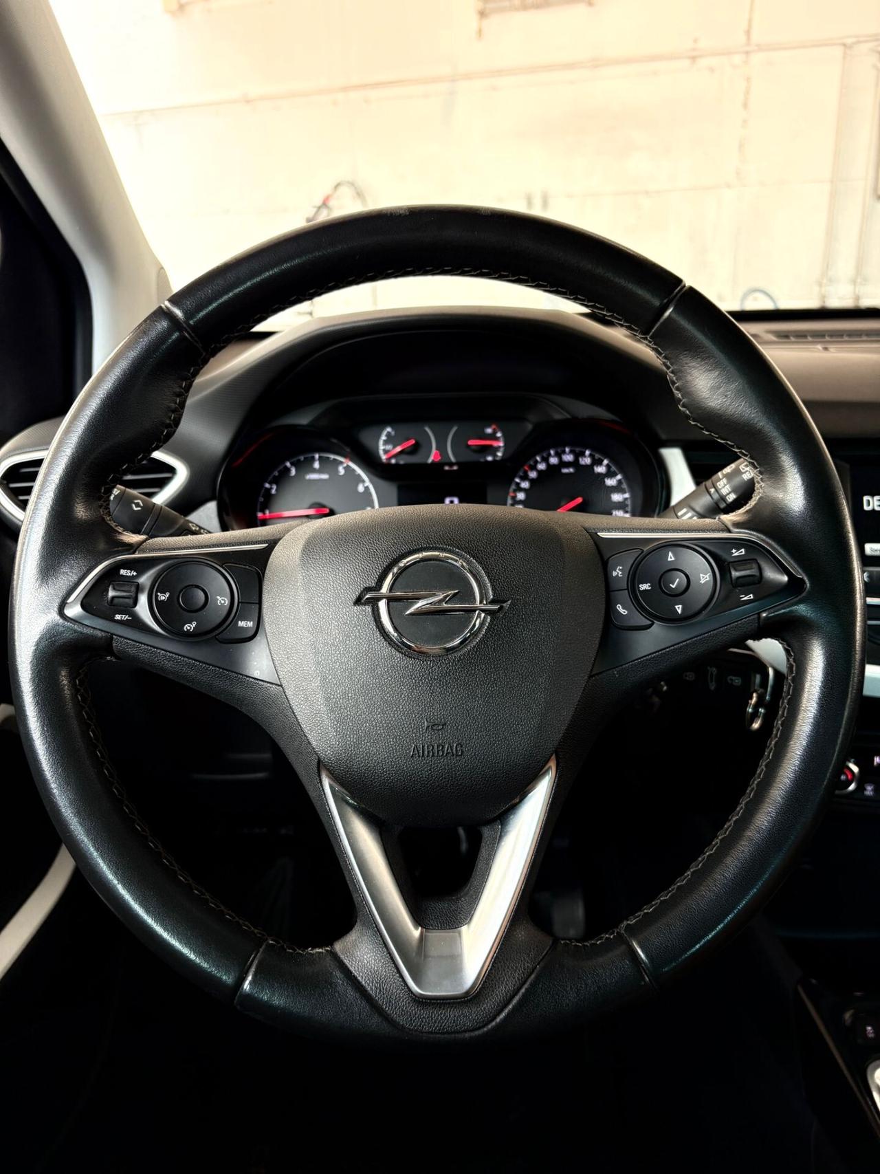 OPEL Crossland 1.2Turbo S&S Design & Tech - 2022