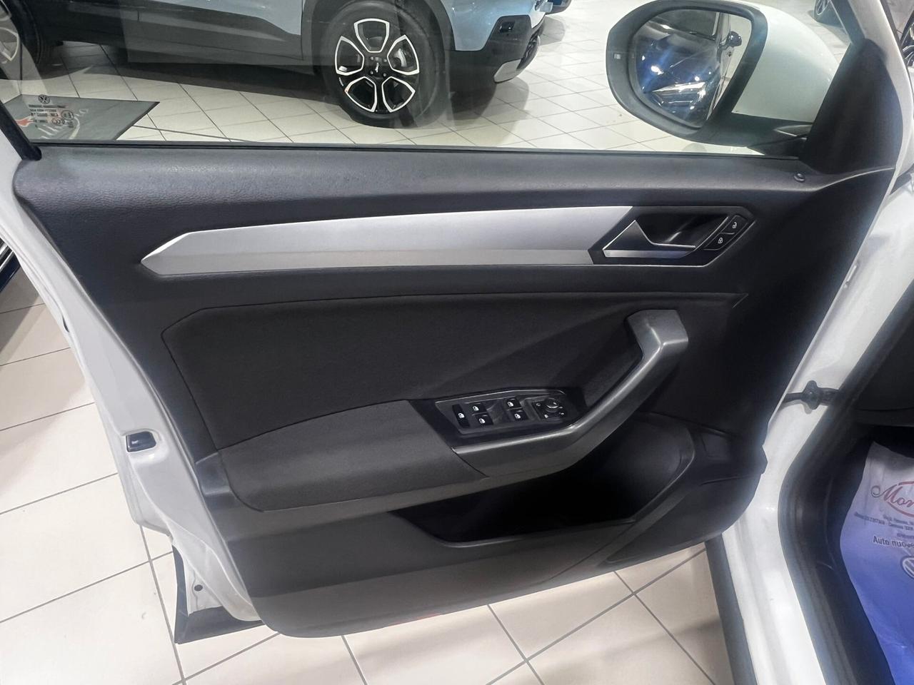 Volkswagen T-Roc 1.0 TSI Business BlueMotion Technology