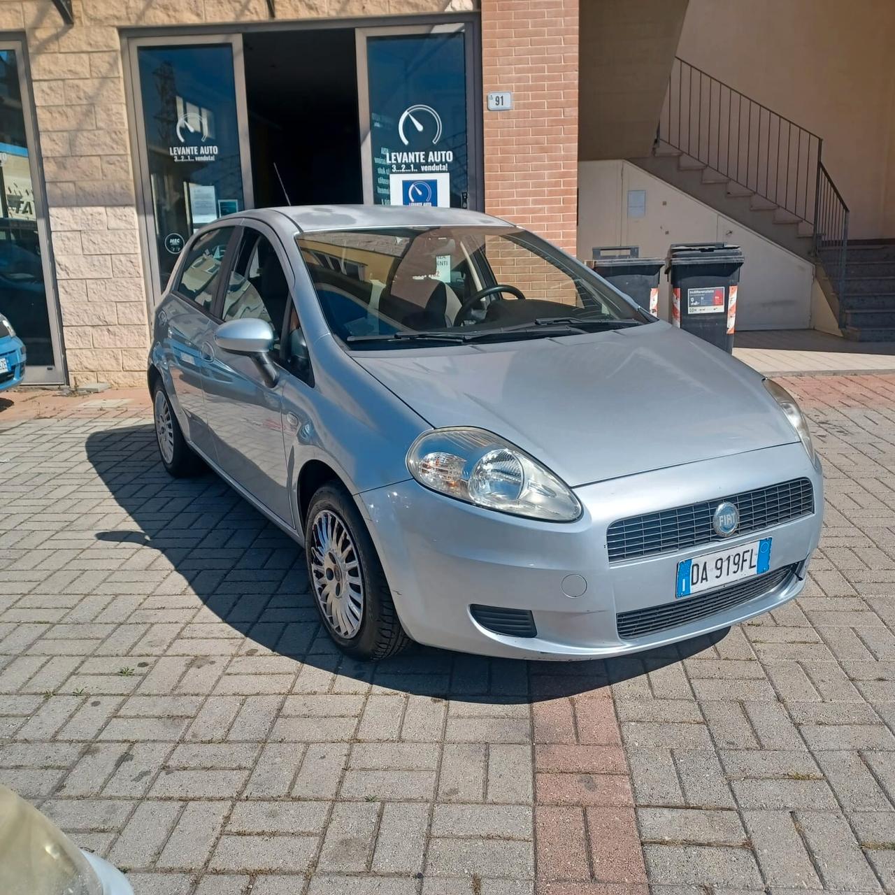 156.208KM G. PUNTO 1.2 BENZINA/GPL OK NEOPATENTATI