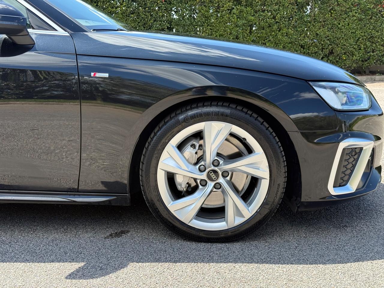 Audi A4 Avant 40 TDI S tronic line edition