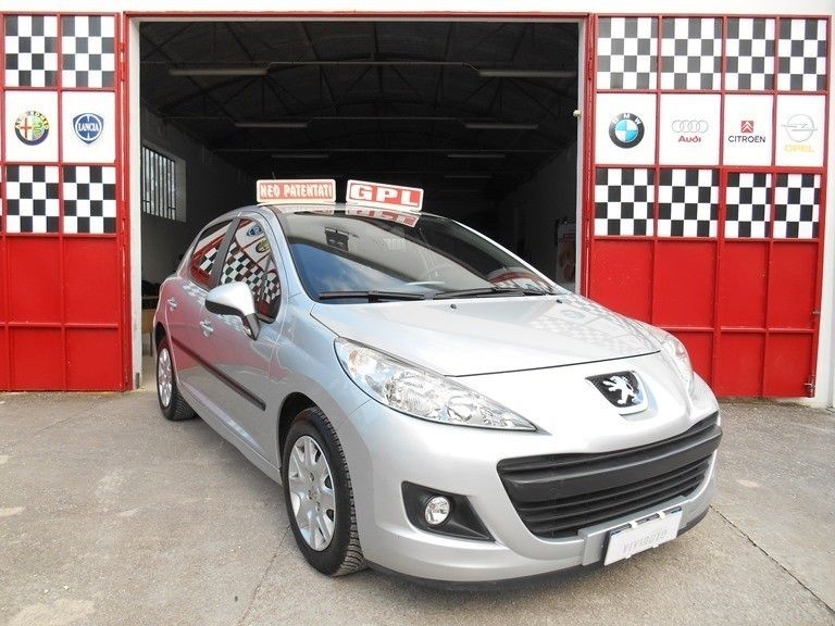 Peugeot 207 1.4 8V 75CV IMPIANTO G.P.L NEOPATENTATI