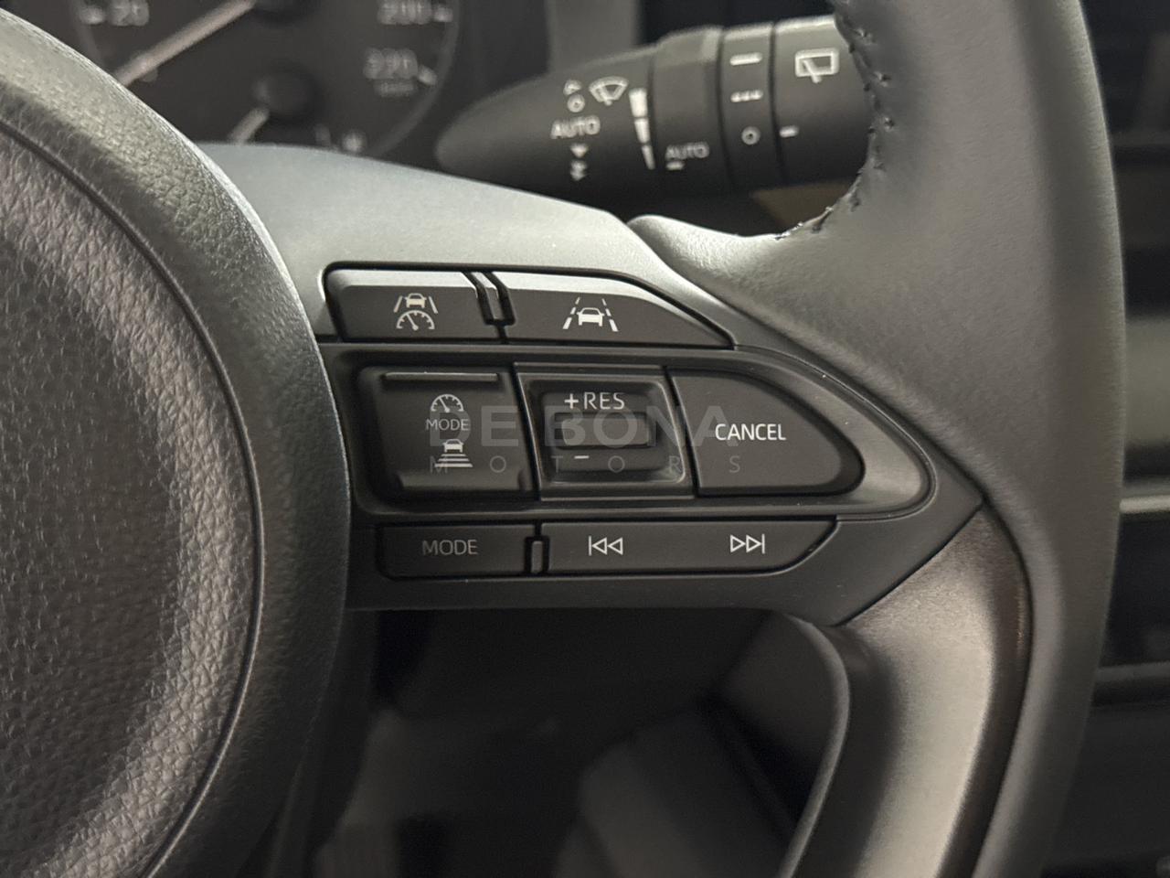 Mazda 2 1.5 vvt full hybrid electric exclusive line e-cvt
