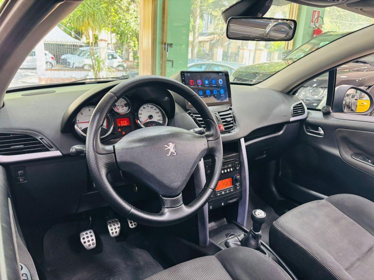 Peugeot 207CC 1.6 HDi 110CV Cabrio Coupè Féline Navi