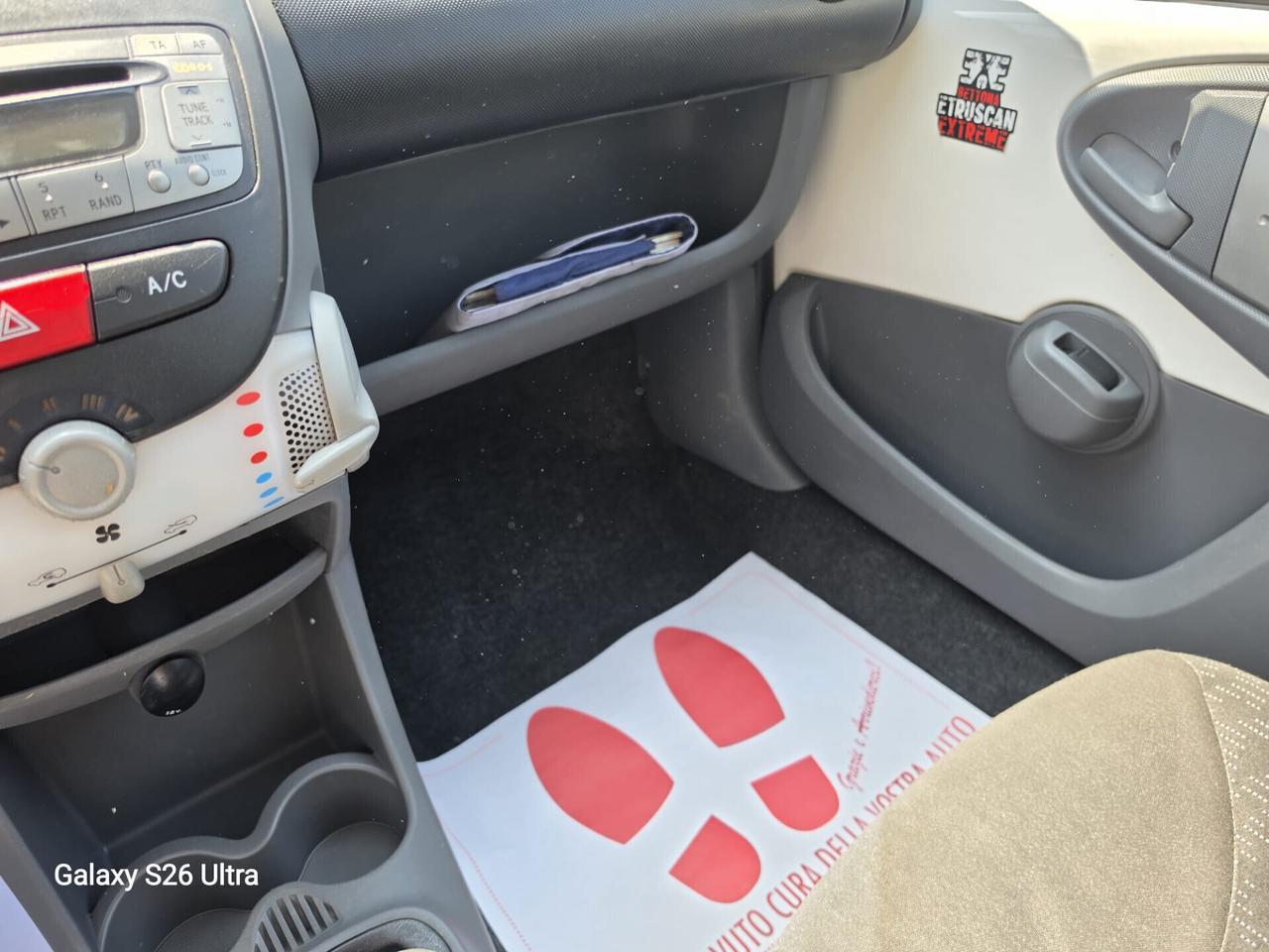 Peugeot 107 1.0 BENZINA - 5 PORTE - ANNO 2011