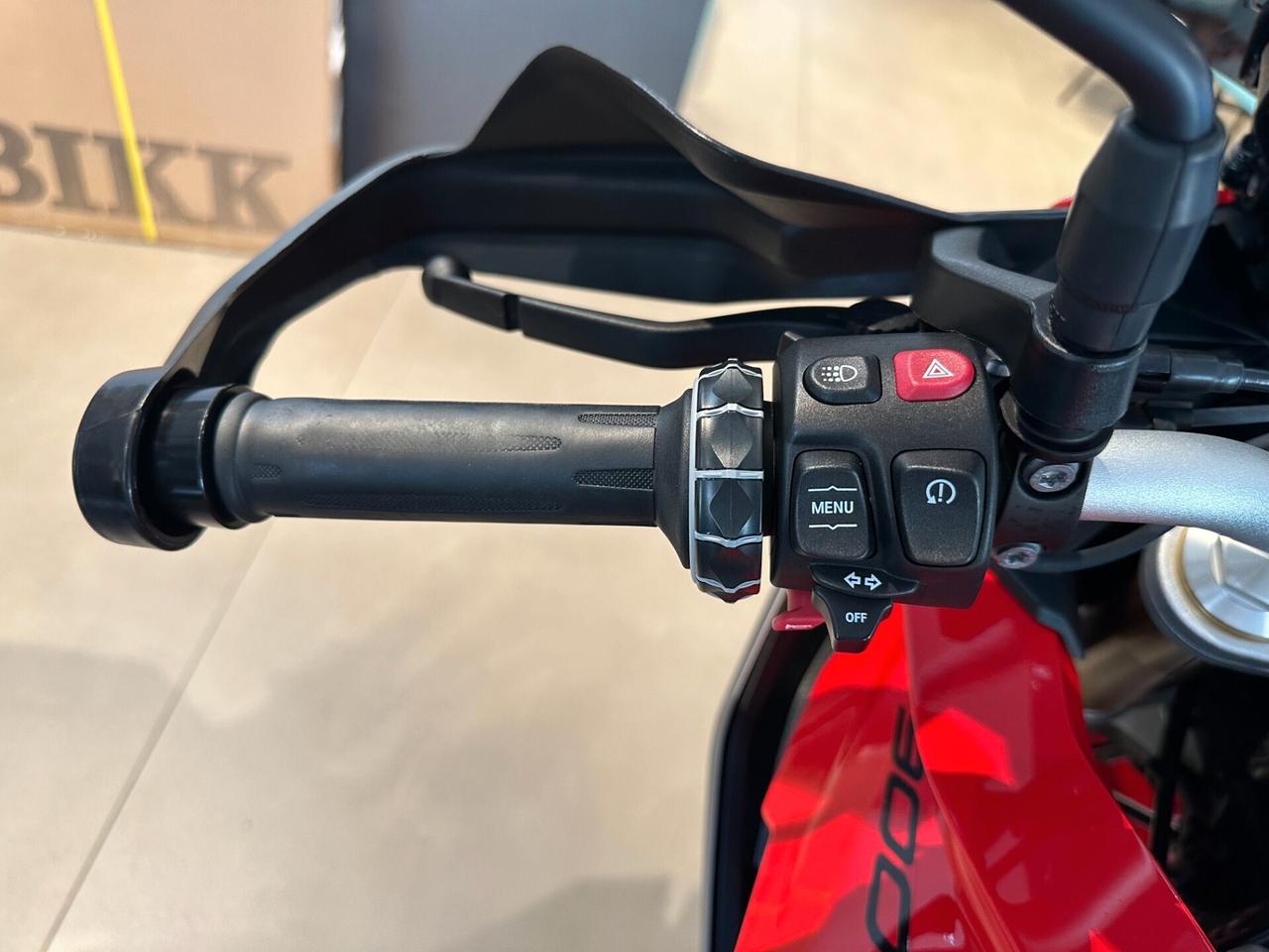 FMW F 900 XR 2021