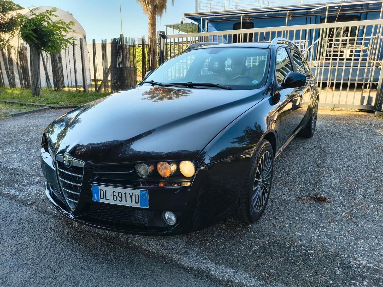 Alfa Romeo 159 1.9 jtd con modifiche