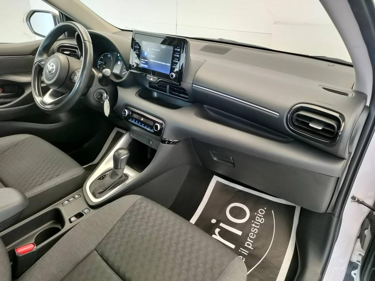 TOYOTA Yaris IV 2020 - Yaris 1.5h Active