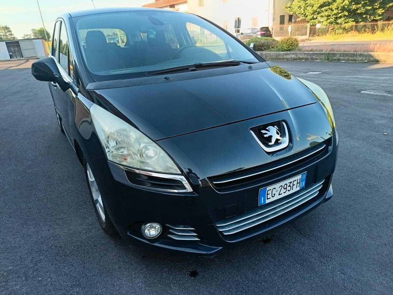 Peugeot 5008 1.6 HDi 112CV Business