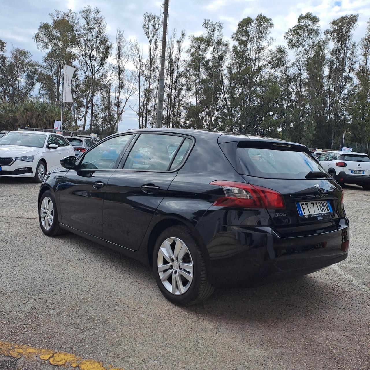 Peugeot 308 1.5 Bluehdi 130 Cv Eat8 Business