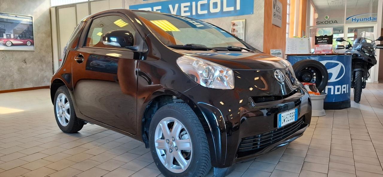 Toyota iQ 1.0 Multidrive