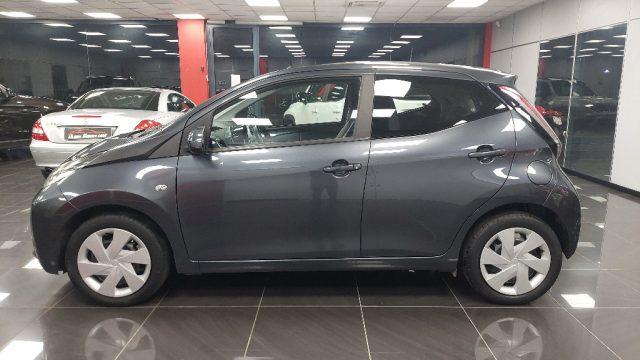 TOYOTA Aygo 1.0 VVT-i 69 CV 5 porte x-wave MMT