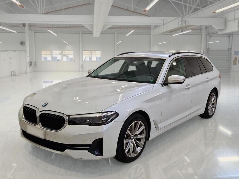 BMW 520 xDrive Business Auto MH48V Touring